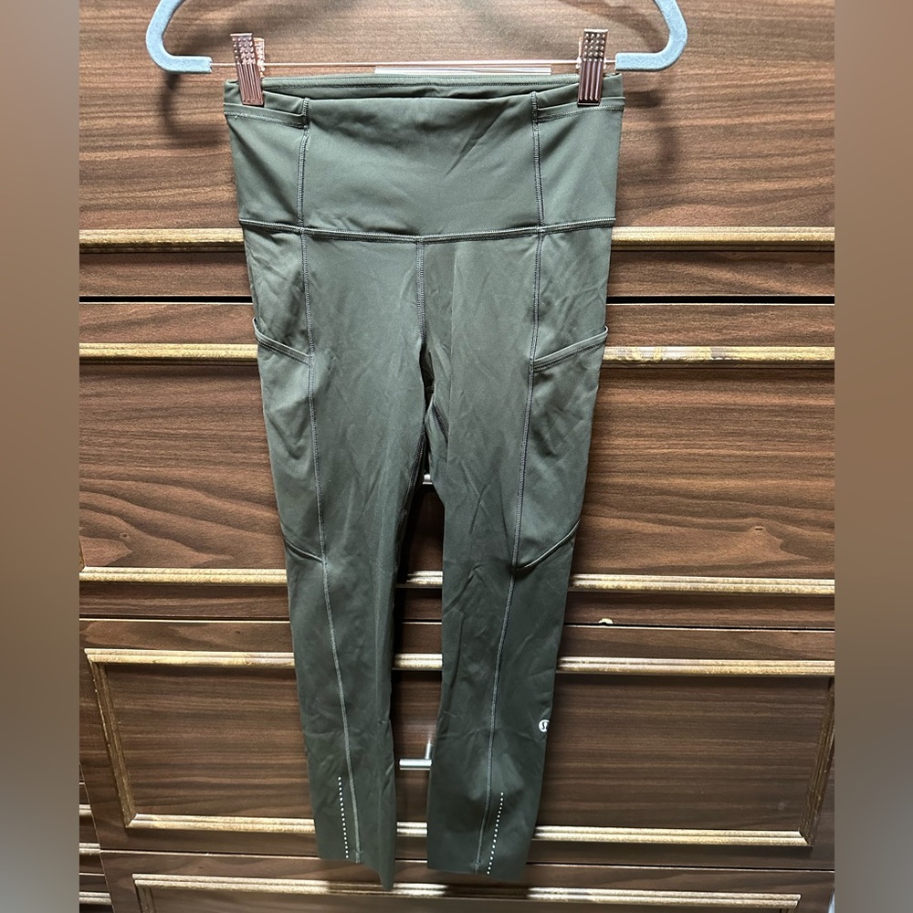 Lululemon Fast and Free High-Rise Crop 23" Size 4